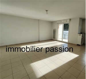 t3 à la vente -   49100  ANGERS, surface 18 m2 vente t3 - UBI483062042
